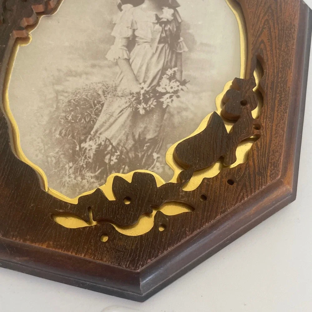 True Vintage Faux Wood Octagon Picture Frame -  For 5x7 in Photo gold tone cover